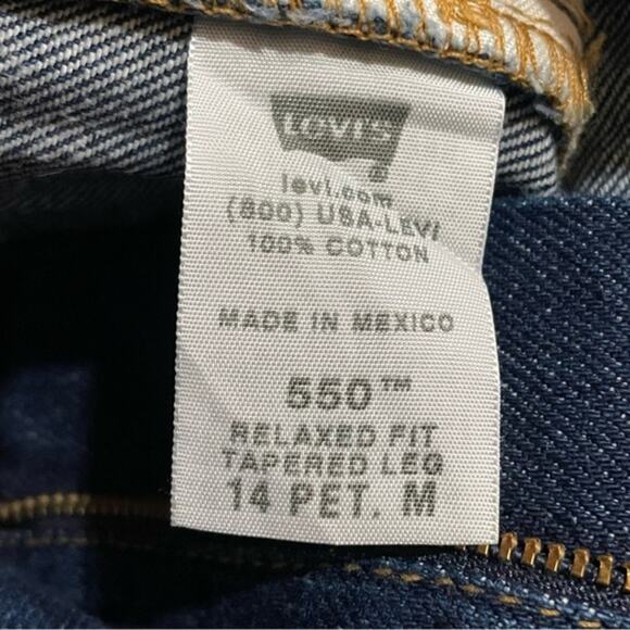 Levi's 550 Classic Relaxed Dark Wash Rigid Jeans - size 14 - Picture 7 of 11